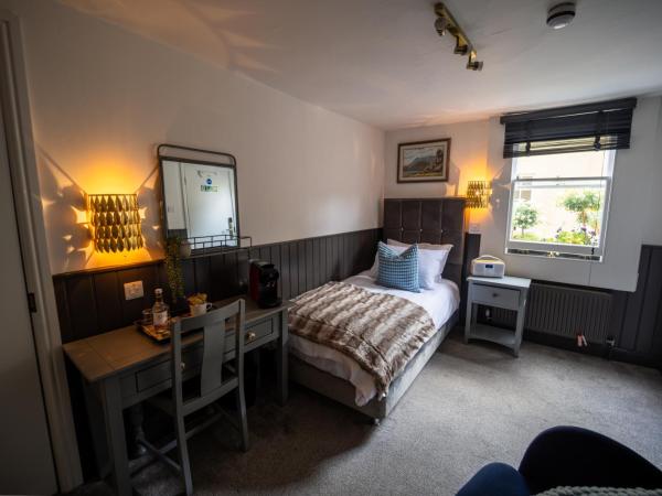 The Griffin Inn Bath : photo 2 de la chambre chambre simple avec salle de bains extérieure privative