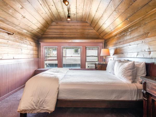 Seattle Gaslight Inn : photo 5 de la chambre deluxe queen room 307 - shared bathroom