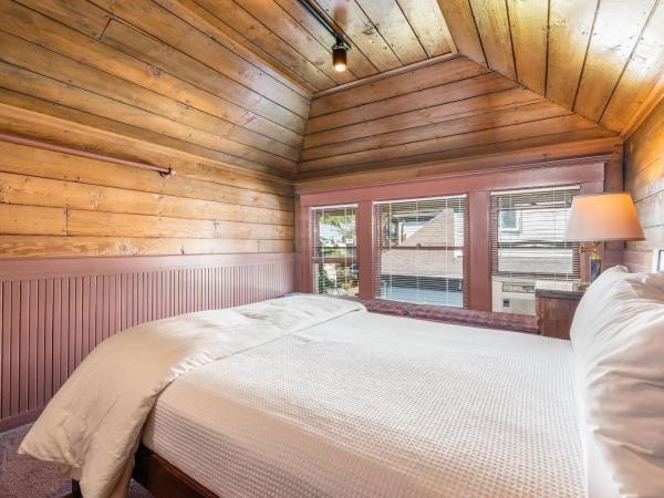 Seattle Gaslight Inn : photo 9 de la chambre deluxe queen room 307 - shared bathroom