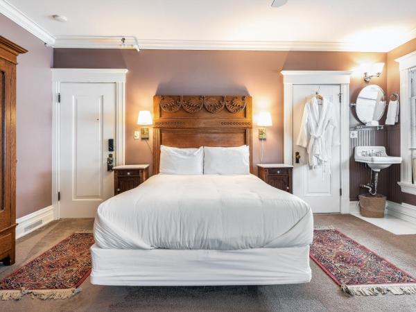 Seattle Gaslight Inn : photo 5 de la chambre deluxe queen room 203 – private bathroom