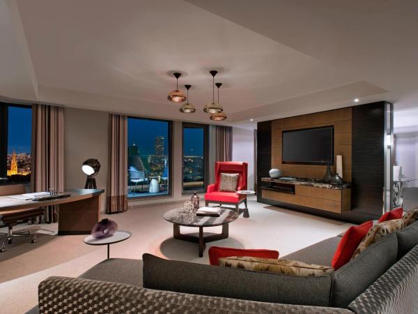 Sheraton Grand Sydney Hyde Park : photo 4 de la chambre suite 1 chambre ambassadeur - accès au salon club