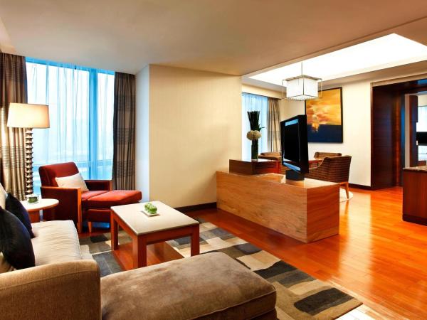 The Westin Guangzhou : photo 4 de la chambre suite lits jumeaux rénovée