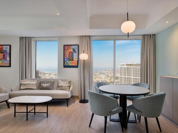 Residence Inn by Marriott Sheikh Zayed Road, Dubai : photo 3 de la chambre suite 2 chambres - vue sur ville