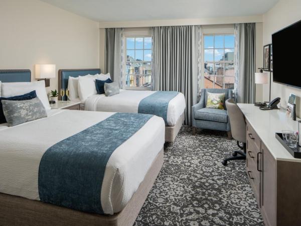 Four Points by Sheraton French Quarter : photo 3 de la chambre chambre traditionnelle avec 2 lits doubles - vue sur toits