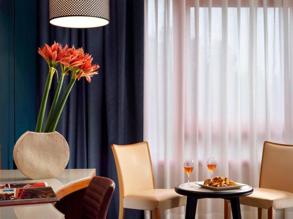 Four Points by Sheraton Siena : photo 3 de la chambre chambre lit king-size classique