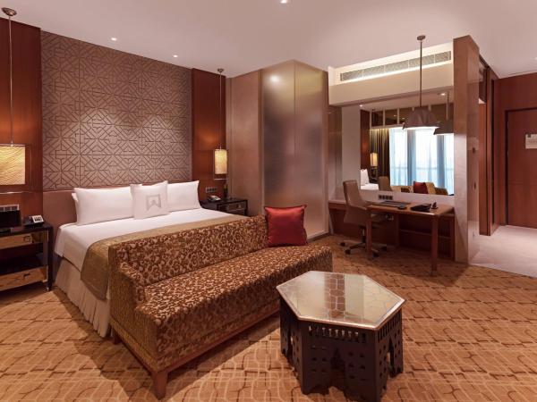 ITC Kohenur, a Luxury Collection Hotel, Hyderabad : photo 1 de la chambre chambre tours avec accès au salon club - vue sur ville