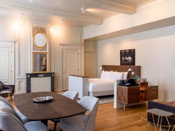 Sapphire House Antwerp, Autograph Collection : photo 1 de la chambre suite diamant brillant