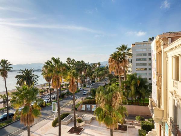 JW Marriott Cannes : photo 2 de la chambre chambre lits jumeaux deluxe - vue partielle mer
