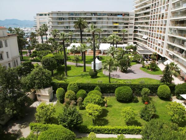 JW Marriott Cannes : photo 4 de la chambre chambre deluxe - vue sur jardin