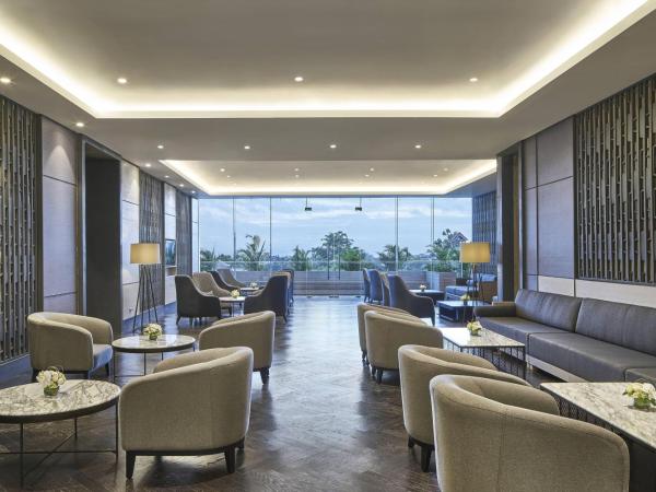 Yogyakarta Marriott Hotel : photo 5 de la chambre m club lounge access, guest room, 1 king, city view