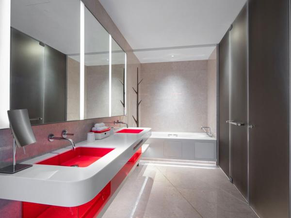 W Suzhou - Jinji Lake : photo 5 de la chambre chambre fabulous - 1 lit king-size - vue sur lac jinji