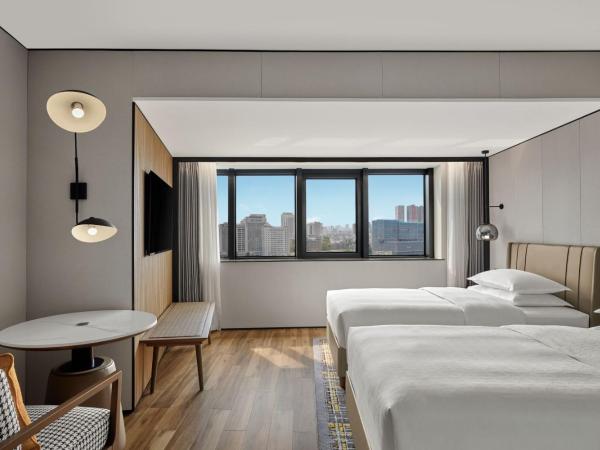 Sheraton Chengdu Lido Hotel : photo 3 de la chambre chambre lits jumeaux de luxe