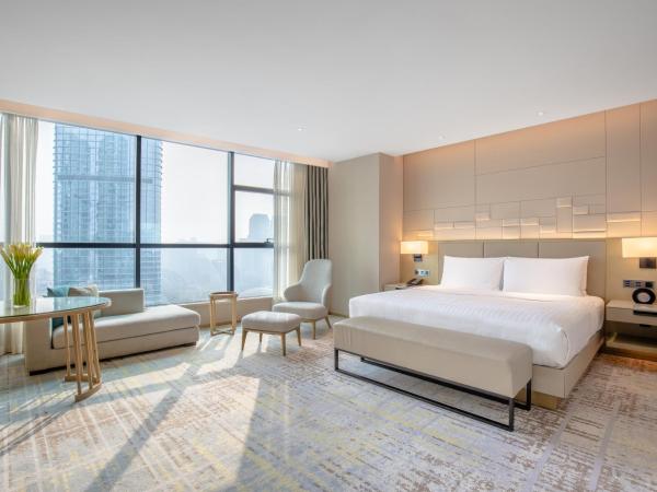 Chengdu Marriott Hotel Financial Centre : photo 2 de la chambre chambre lit king-size classique avec vue sur la ville