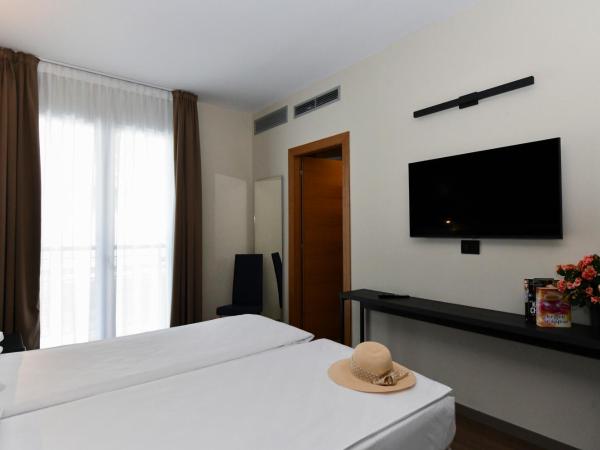 Hotel Eden : photo 8 de la chambre chambre double ou lits jumeaux supérieure