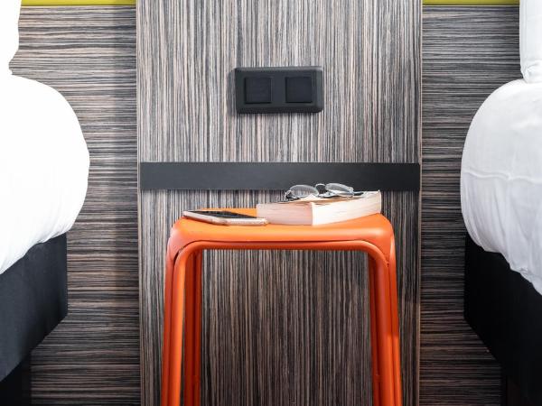 greet Chartres Est : photo 3 de la chambre chambre simple pop avec 2 lits simples