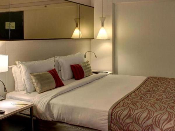 The Sahil Hotel : photo 1 de la chambre superior room with bathtub king bed