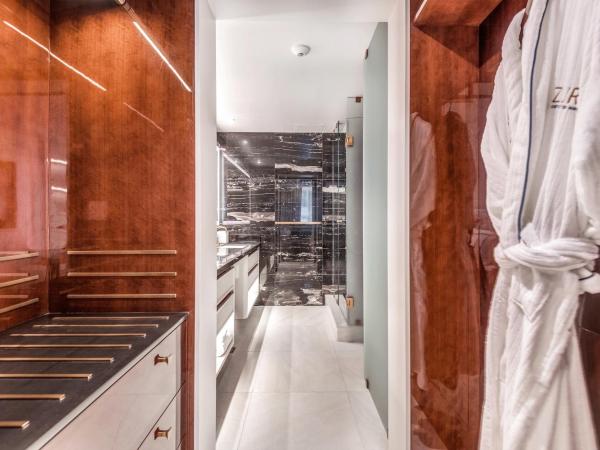 AZUR Legacy Collection Hotel : photo 8 de la chambre chambre lit king-size deluxe