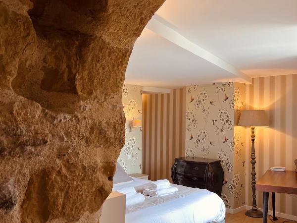 Hôtel des Basses Pyrénées - Bayonne : photo 4 de la chambre suite supérieure