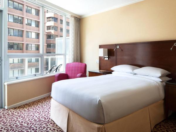 Vancouver Marriott Pinnacle Downtown Hotel : photo 1 de la chambre chambre 1 lit double - vue sur ville