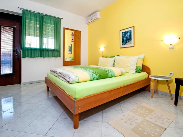 Apartments Erik B&B Adults only : photo 4 de la chambre chambre double