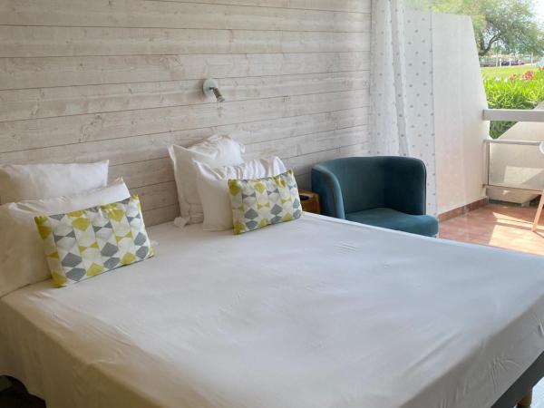 Hôtel Saint-Clair, côté Plage : photo 9 de la chambre chambre triple - côté plage