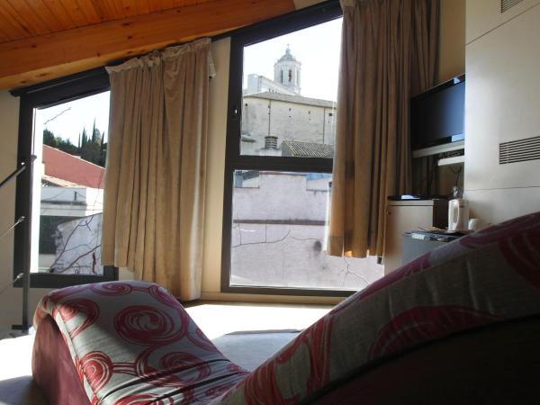 Hotel Museu Llegendes de Girona : photo 3 de la chambre suite