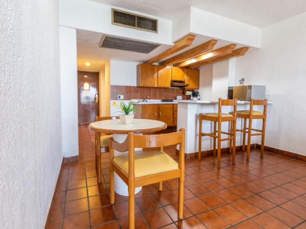 Costa de Oro Beach Hotel : photo 2 de la chambre studio lit king-size