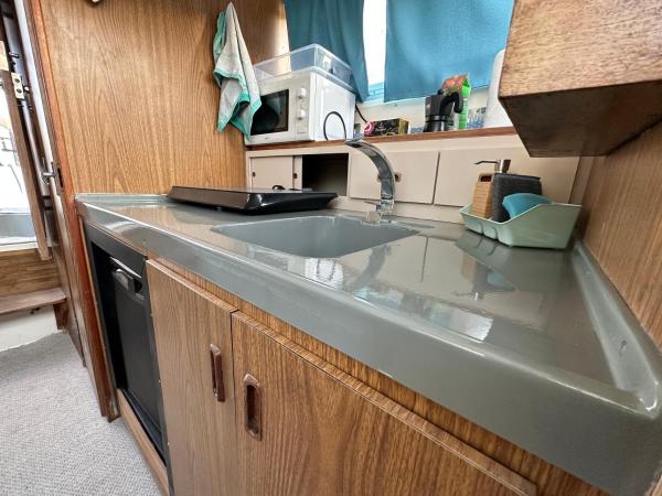 !!Boat with AC in Port Forum 2 Bikes Included!! : photo 8 de la chambre mobile home