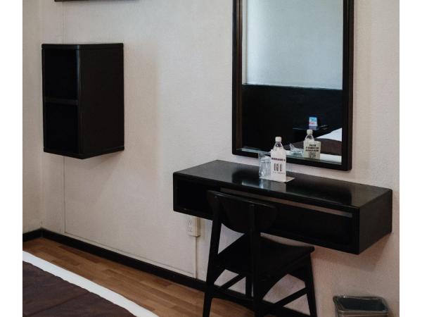 Hi Hotel Impala Queretaro : photo 5 de la chambre chambre standard