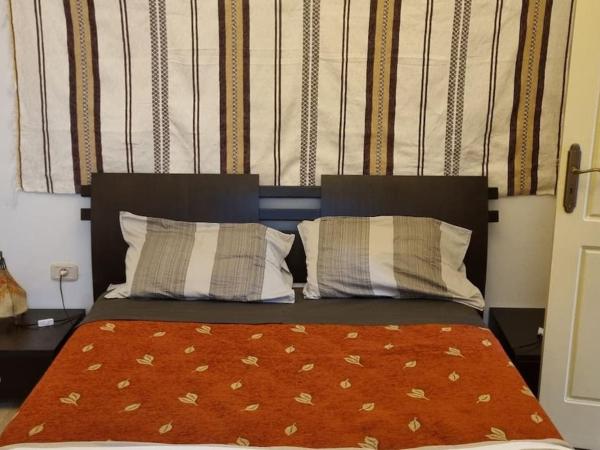 Chambre d'hôtes, Dar l'air du temps : photo 1 de la chambre chambre double avec salle de bains privative