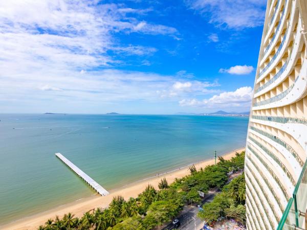 Four Points by Sheraton Hainan, Sanya : photo 2 de la chambre deluxe ocean view room,guest room, 1 king, ocean view, balcony