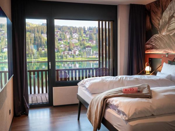 Aves Arosa : photo 8 de la chambre lifestyle lake view room with balcony