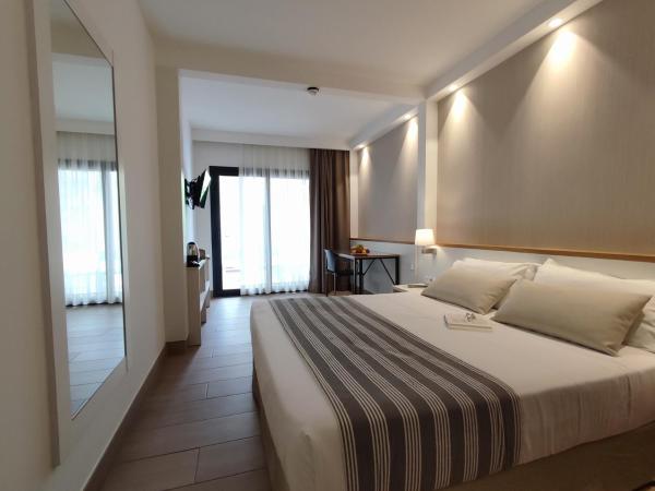 Rosamar Es Blau 4*s - Adults Only : photo 4 de la chambre chambre double standard (2 adultes)