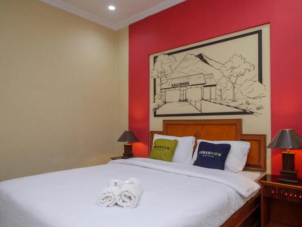 Urbanview Hotel Syariah Wisnugraha by RedDoorz : photo 2 de la chambre chambre double deluxe