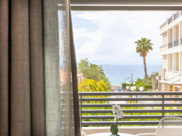 Akti Taygetos - Conference Resort : photo 8 de la chambre suite deluxe - vue sur mer ou jardin