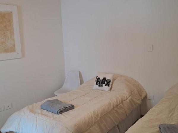 Migaloo Guest House : photo 2 de la chambre chambre double ou lits jumeaux Économique