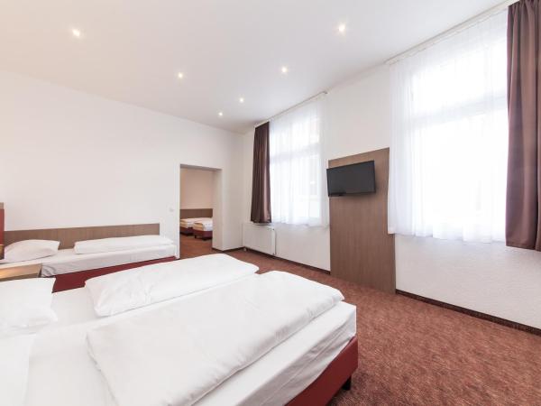 Hotel Excelsior Dortmund Hauptbahnhof : photo 5 de la chambre chambre familiale