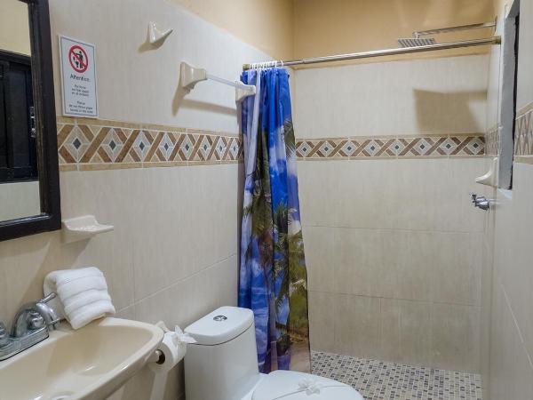 Fitz-Mar : photo 5 de la chambre chambre double avec salle de bains privative