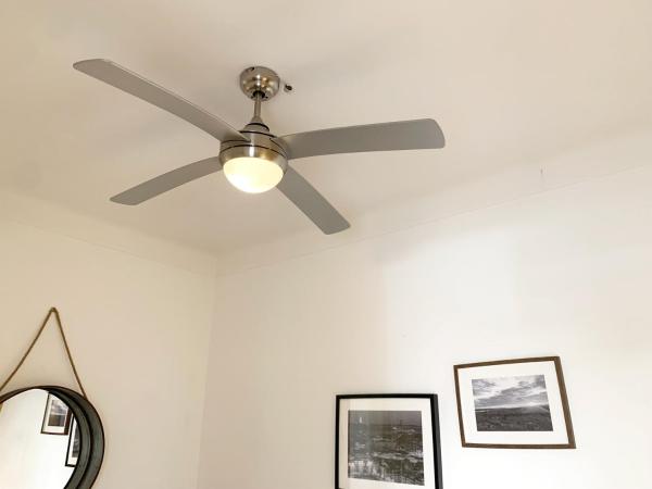 DuMont Lisbon Guesthouse : photo 5 de la chambre chambre double standard avec salle de bains commune