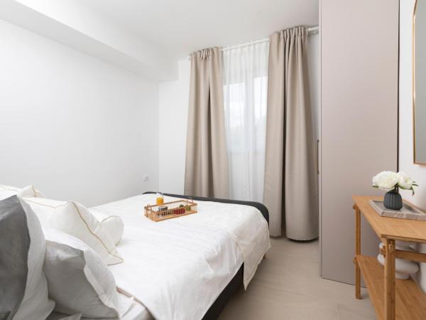 Apartments and rooms Jakić : photo 8 de la chambre appartement - rez-de-chaussée