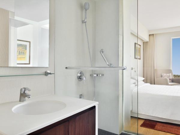 Four Points by Sheraton Jaipur, City Square : photo 2 de la chambre chambre lits jumeaux deluxe