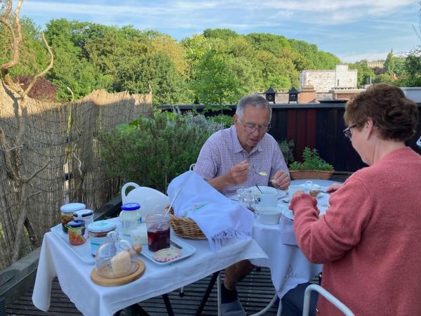 B&B Matin Tranquille : photo 1 de la chambre suite - vue sur jardin