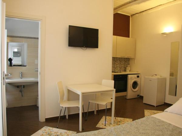 Palazzo della Poesia Casa Vacanze : photo 2 de la chambre studio deluxe