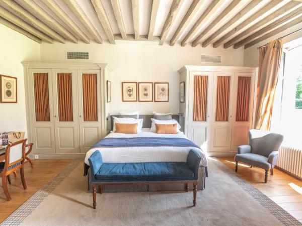 Le Clos de Grce : photo 9 de la chambre suite junior avec accs au jardin