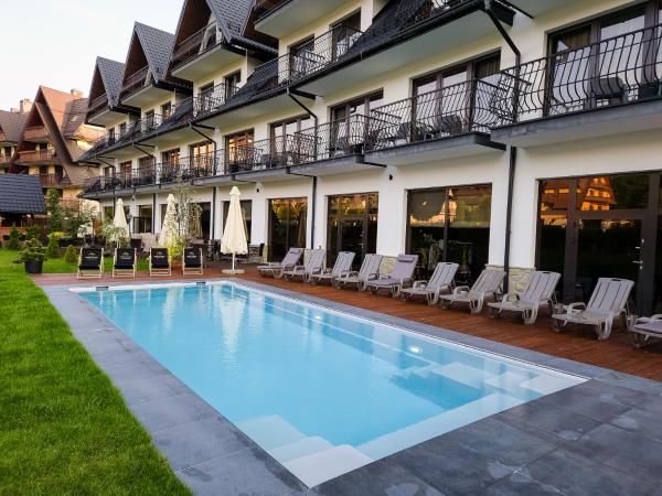 Hotel Paryski Art & Business Zakopane - Basen Jacuzzi Sauna Małpi Gaj : photo 2 de la chambre chambre double supérieure - vue sur montagne