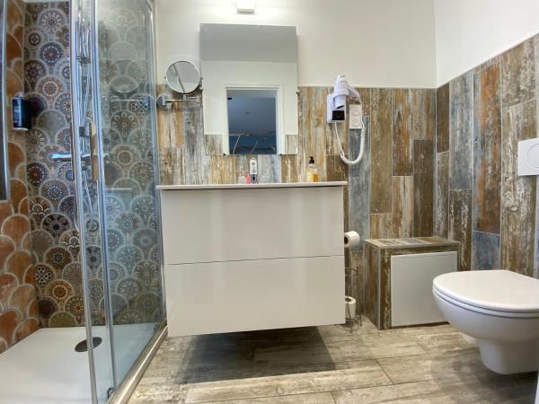 Hôtel Le Neptune en Camargue : photo 7 de la chambre suite junior