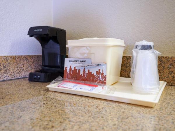 Rosen Inn Closest to Universal : photo 10 de la chambre chambre deluxe avec 2 lits doubles