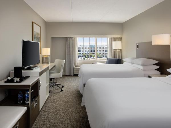 Sheraton Jacksonville Hotel : photo 7 de la chambre chambre 2 lits queen-size traditionnelle