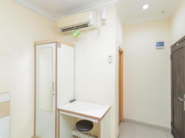 RedDoorz Syariah near Stasiun Karet : photo 5 de la chambre chambre simple