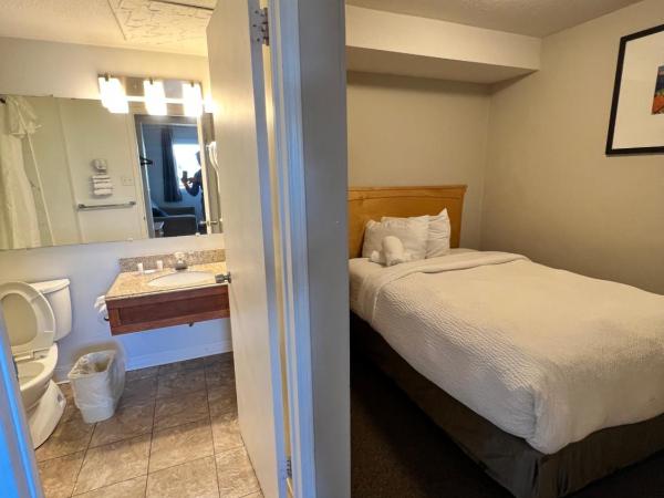 Thriftlodge Saskatoon : photo 4 de la chambre superior double room with sofa bed- non-smoking